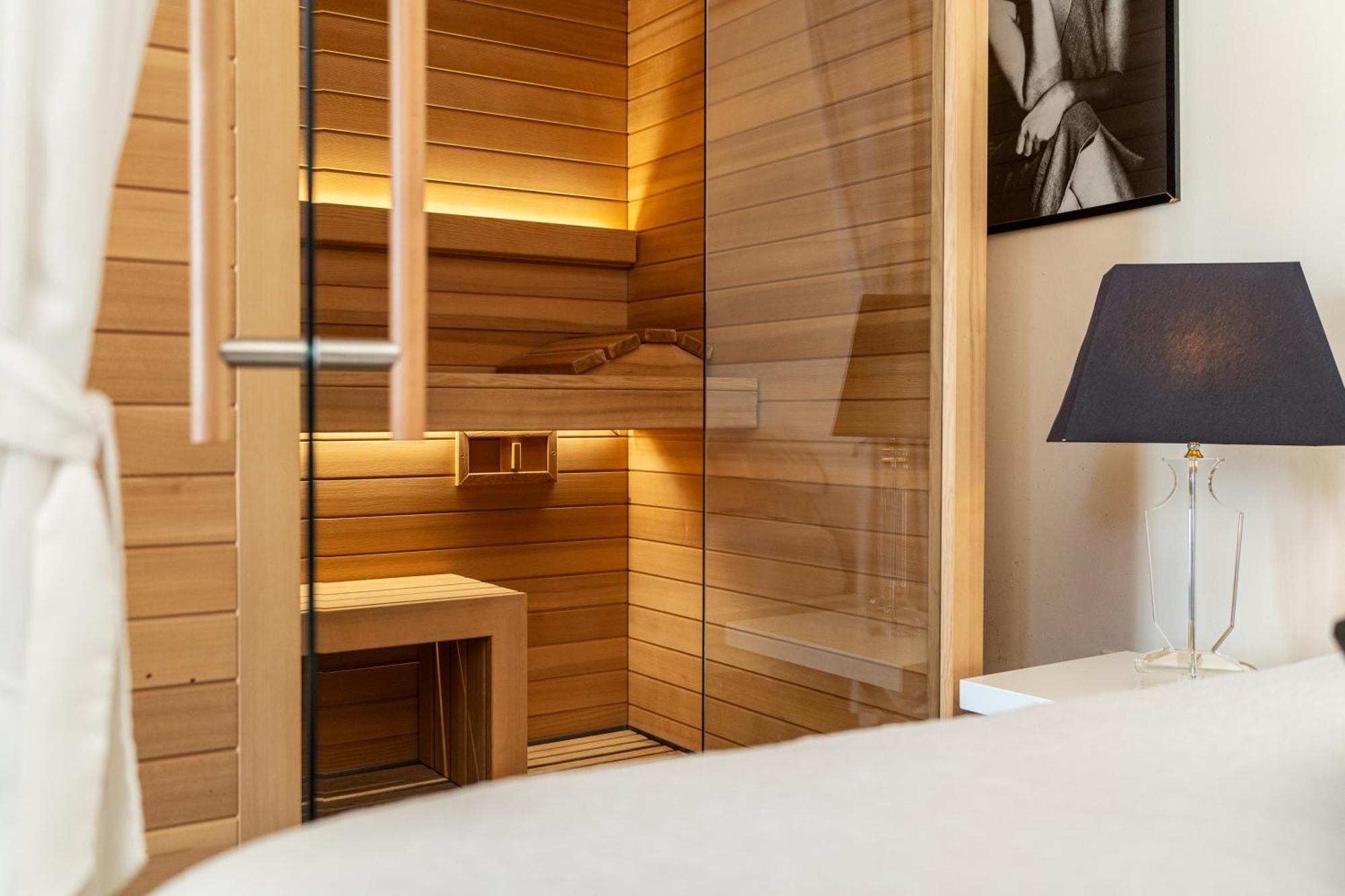 Snob Luxury Suite كالياري المظهر الخارجي الصورة